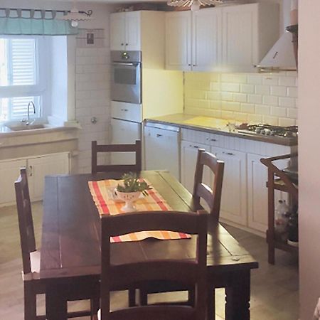 Beautiful Home In Lopar With House Sea View Eksteriør billede