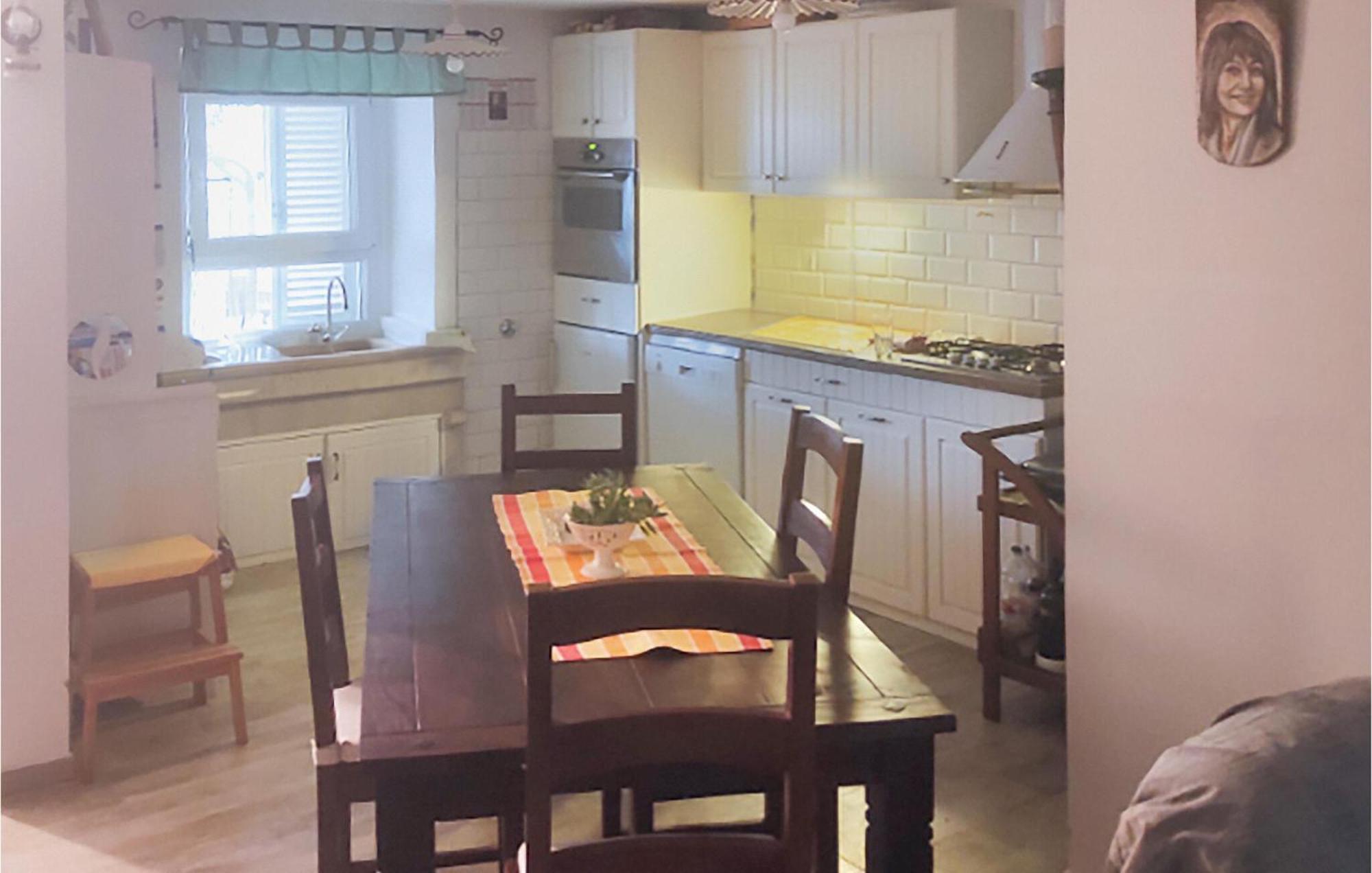 Beautiful Home In Lopar With House Sea View Eksteriør billede